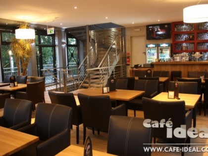 照片: Cafe Ideal