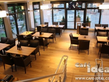 照片: Cafe Ideal